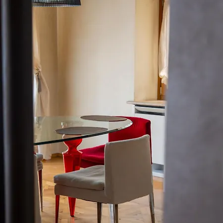 Apartment Palazzo Reggiani - Giacomo Leopardi